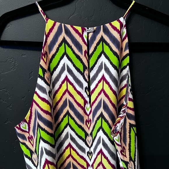 Meghan Los Angeles Geometric Spaghetti Strap Keyhole
Neck Mini Dress Size: S - Picture 7 of 10